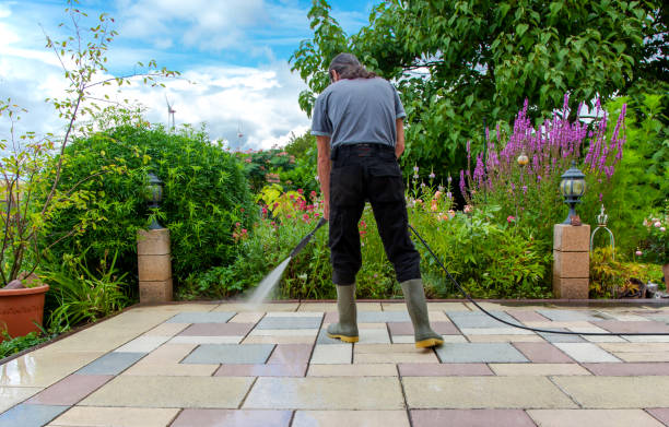 Best Restaurant Pressure Washing  in Oswego, KS